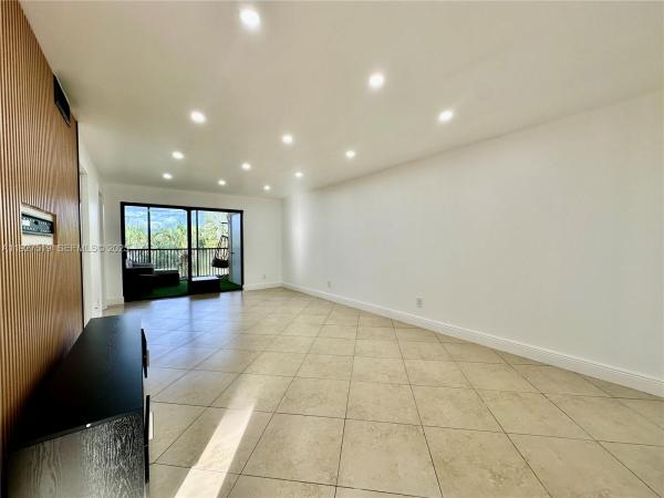 Miramar Club, 3470 Foxcroft Rd #308, Miramar, Florida 33025, image 1