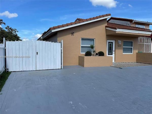 1017 SW 124th Ct, Miami, Florida 33184, image 1