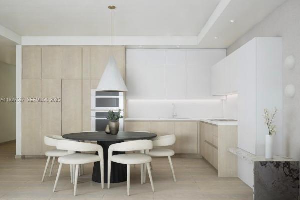 The EmeraldBay At Key Colony, Key Biscayne, Florida 33149, image 1