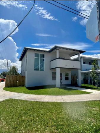 Miami, Florida 33157, image 1