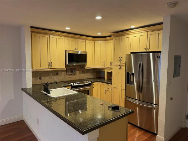 7845 Camino Real #O-311, Unincorporated Dade County, Florida 33143, image 1