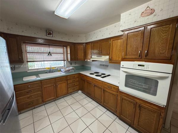 Coral Park Estates, 1101 SW 102nd Ct, University Park, Florida 33174, image 3