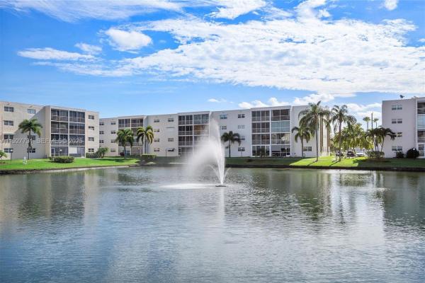 Meadowbrook Lakes, 324 SE 10th St #203, Dania Beach, Florida 33004, image 1