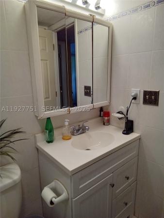 The Elm, 1000 Saint Charles Pl #L2, Pembroke Pines, Florida 33026, image 1