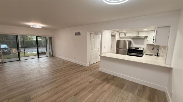 Hampton Court, 5845 Washington St #65, Hollywood, Florida 33023, image 1