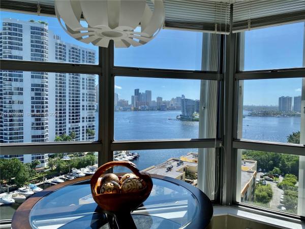 Mystic Pointe Tower 600, 3400 NE 192nd St #1712, Aventura, Florida 33180, image 3