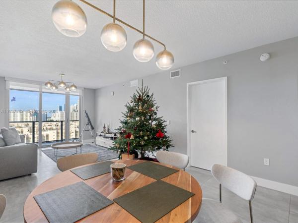 Parque Towers, 300 Sunny Isles Blvd #4-1405, Sunny Isles Beach, Florida 33160, image 1