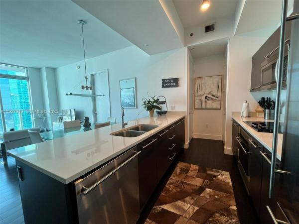 500 Brickell West, 55 SE 6th St #4103, Miami, Florida 33131, image 1