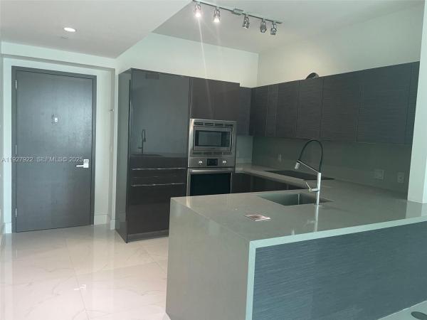 The Bond On Brickell, 1080 Brickell Ave #1607, Miami, Florida 33131, image 1