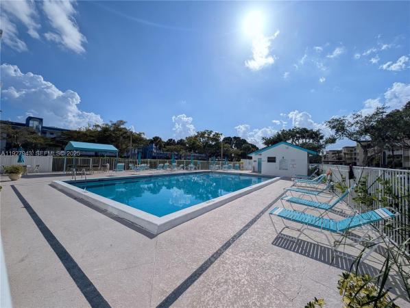 4723 Lucerne Lakes Blvd E #634, Lake Worth, Florida 33467, image 1