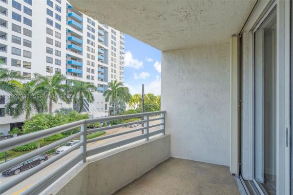 The Sails, 1401 Bay Rd #405, Miami Beach, Florida 33139, image 2