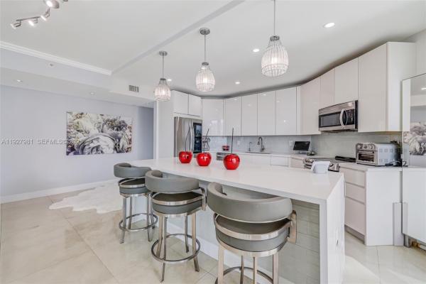 Hidden Bay, 3370 NE 190th St #1207, Aventura, Florida 33180, image 2