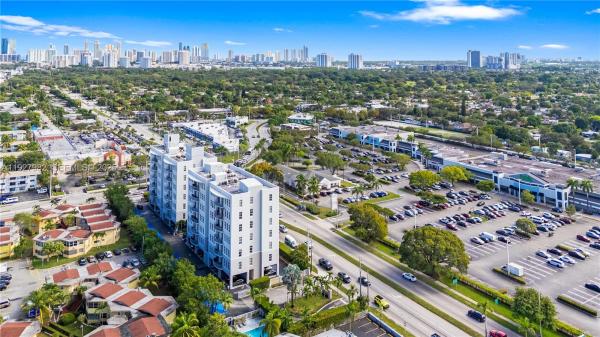 1789 NE Miami Gardens Dr #W403, Unincorporated Dade County, Florida 33179, image 1