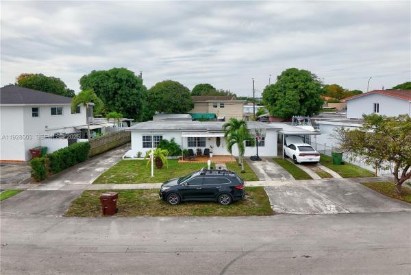 Sun Tan Village, 1540 E 8th Ct, Hialeah, Florida 33010, image 1