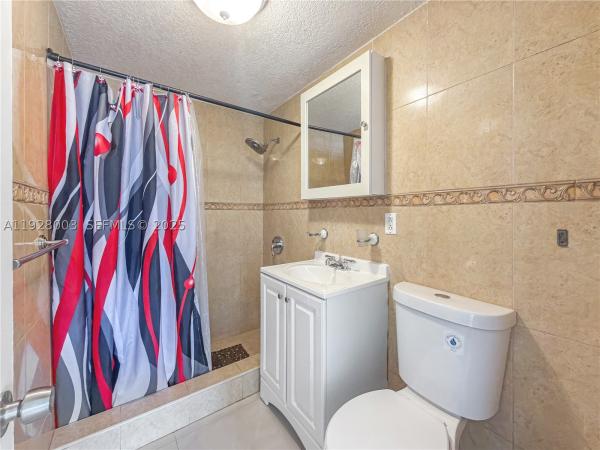 Sun Tan Village, 1540 E 8th Ct, Hialeah, Florida 33010, image 3