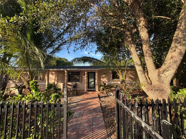 111 NE 175th St, North Miami Beach, Florida 33162, image 1