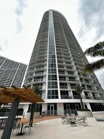 Opera Tower, 1750 N Bayshore Dr #3109, Miami, Florida 33132, image 1
