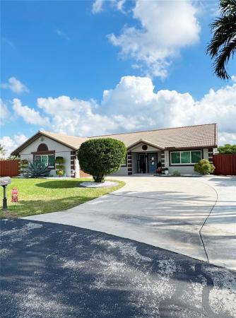 Hawkes Bluff, 15500 Carriage Ct, Davie, Florida 33331, image 1