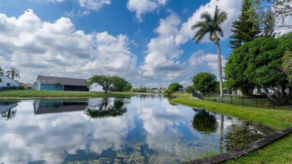 Casa Sul Lago, 19907 Villa Lante Pl, Boca Raton, Florida 33434, image 3