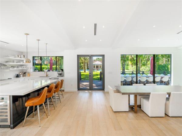 317 Bayberry Dr, Plantation, Florida 33317, image 1