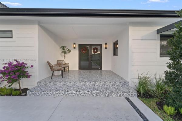 Coral Villas, 2735 SW 65th Ave, Coral Terrace, Florida 33155, image 2