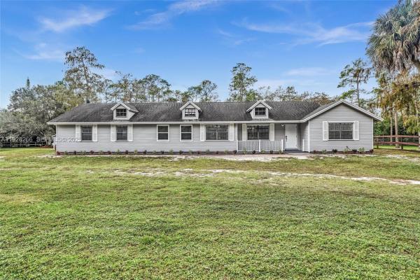 Loxahatchee Groves, 15120 Roberts Way, Loxahatchee, Florida 33470, image 1