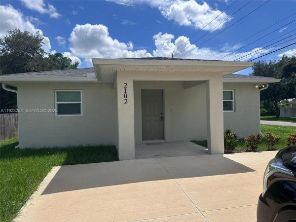 2102 South 0, Fort Myers, Florida 33901, image 1