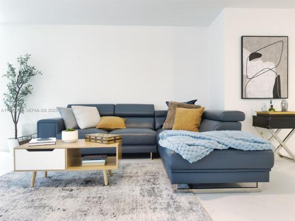 Castlewood, 11390 NW 37th St, Coral Springs, Florida 33065, image 1