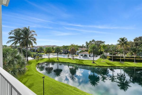 Royal Grand, 2600 S University Dr #326, Davie, Florida 33328, image 1