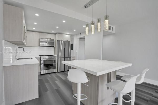 The Olympus Towers, 500 Three Islands Blvd #1201, Hallandale Beach, Florida 33009, image 2