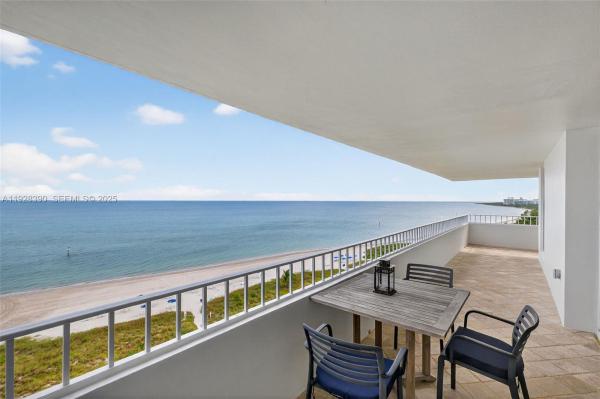 Commodore Club East, 177 Ocean Lane Dr #1101, Key Biscayne, Florida 33149, image 3