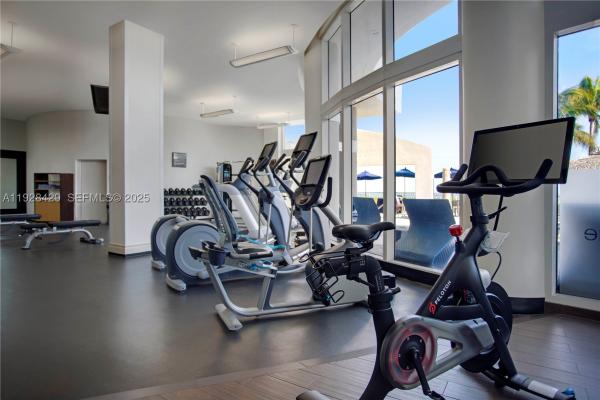 DoubleTree By Hilton Ocean Point Resort & Spa, 17375 Collins Ave #601, Sunny Isles Beach, Florida 33160, image 1
