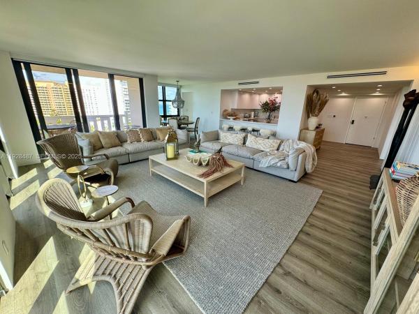 Towers Of Key Biscayne, 1121 Crandon Blvd #E1001, Key Biscayne, Florida 33149, image 2