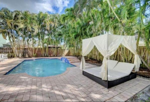 Meadowland Cove Of Wellington, 12980 Blue Lake Dr #, Wellington, Florida 33414, image 1