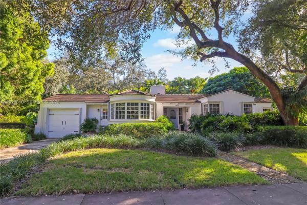 Coral Gables Country Club, 2607 N Greenway Dr, Coral Gables, Florida 33134, image 2