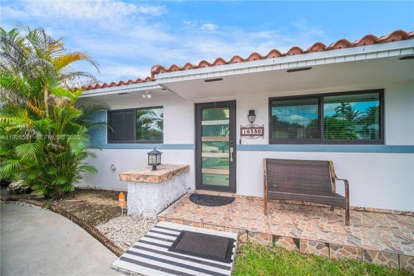 Grand Canal, 10350 SW 4th St, Sweetwater, Florida 33174, image 1