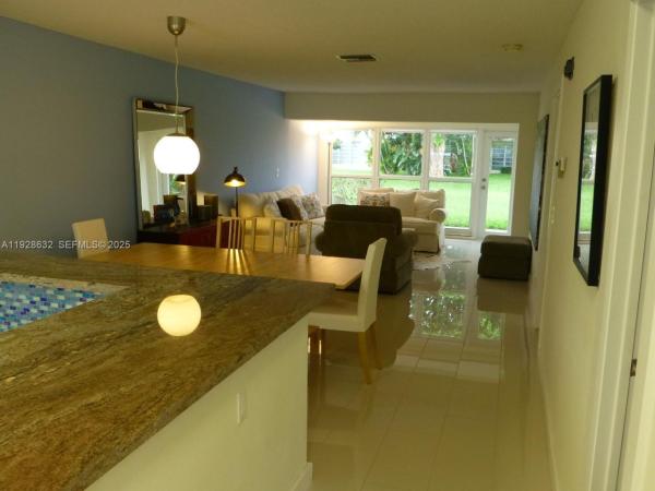 13741 Flora Pl #B, Delray Beach, Florida 33484, image 1
