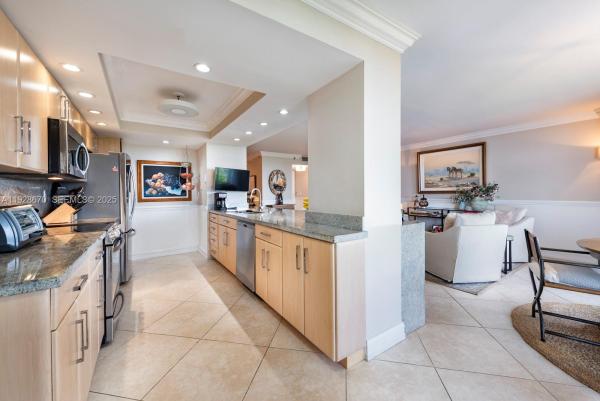 4000 Towerside Ter #1005, Miami, Florida 33138, image 1