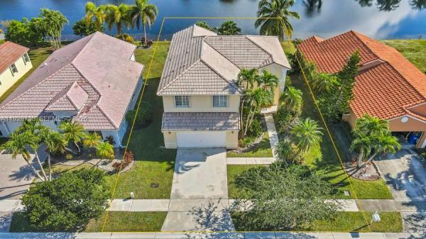 Estancia, 371 SW 190th Ave, Pembroke Pines, Florida 33029, image 2