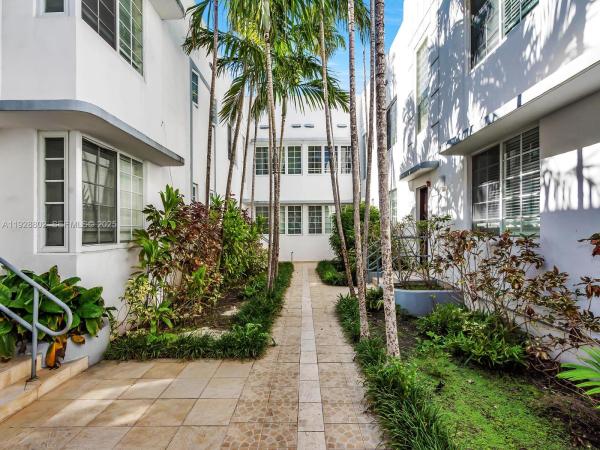 The Ambassador, 1000 Meridian Ave #15, Miami Beach, Florida 33139, image 2