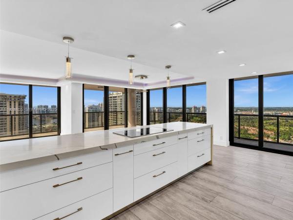 Turnberry Isle South, 19667 Turnberry Way #27D, Aventura, Florida 33180, image 1