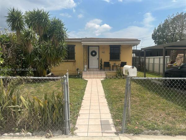 Ingleside Park, 4465 E 8th Ln, Hialeah, Florida 33013, image 1