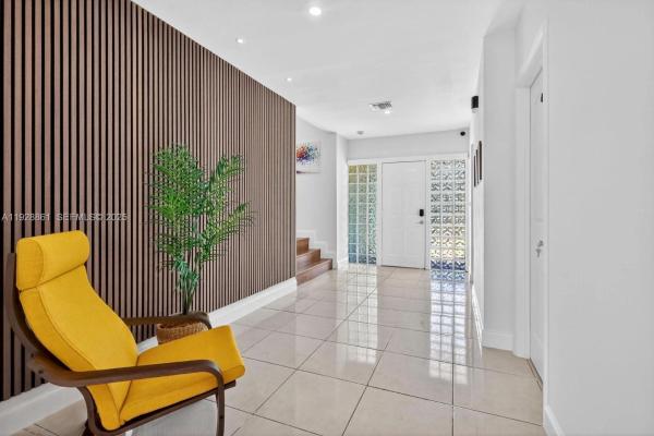 Highland Manor, 245 NE 175th St, North Miami Beach, Florida 33162, image 1