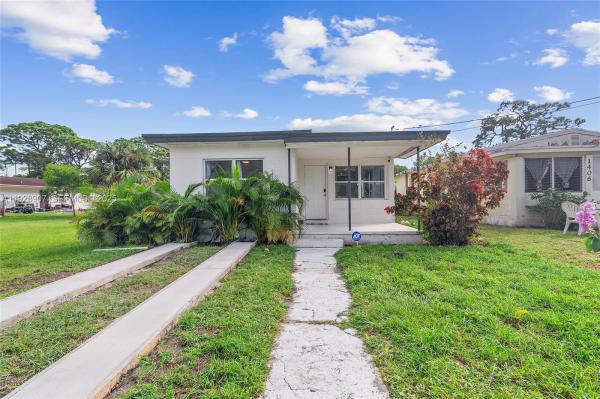 Fort Pierce Residential, 1408 N 23rd St, Fort Pierce, Florida 34950, image 1