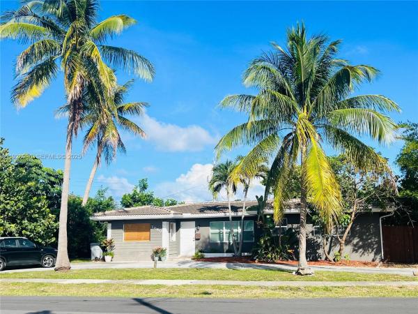 Lyons Park, 1040 Lyons Park Dr, Pompano Beach, Florida 33060, image 1