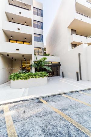 Botanica At Key Colony, 121 Crandon Blvd #248, Key Biscayne, Florida 33149, image 1