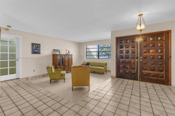 Superior Homes, 13312 NW 1st Ter, Tamiami, Florida 33182, image 2