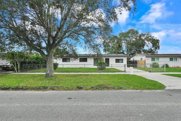 Richmond Heights Residential, 14120 Madison St, Richmond Heights, Florida 33176, image 2