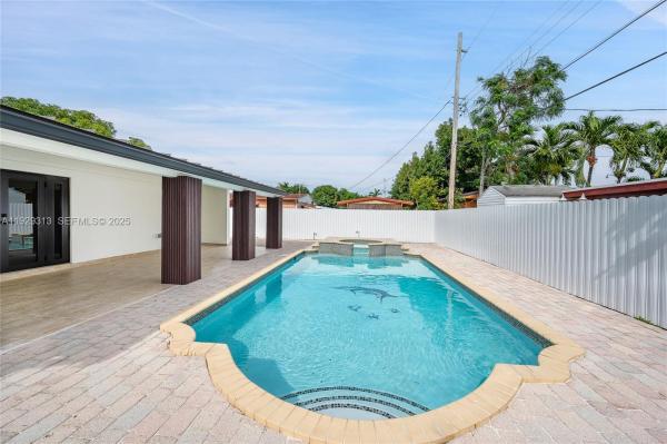 Miller Heights Estates, Olympia Heights, Florida 33165, image 3