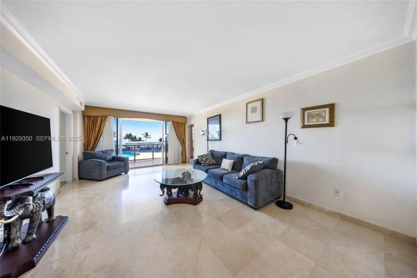 The Pinnacle, 17555 Collins Ave #303, Sunny Isles Beach, Florida 33160, image 1